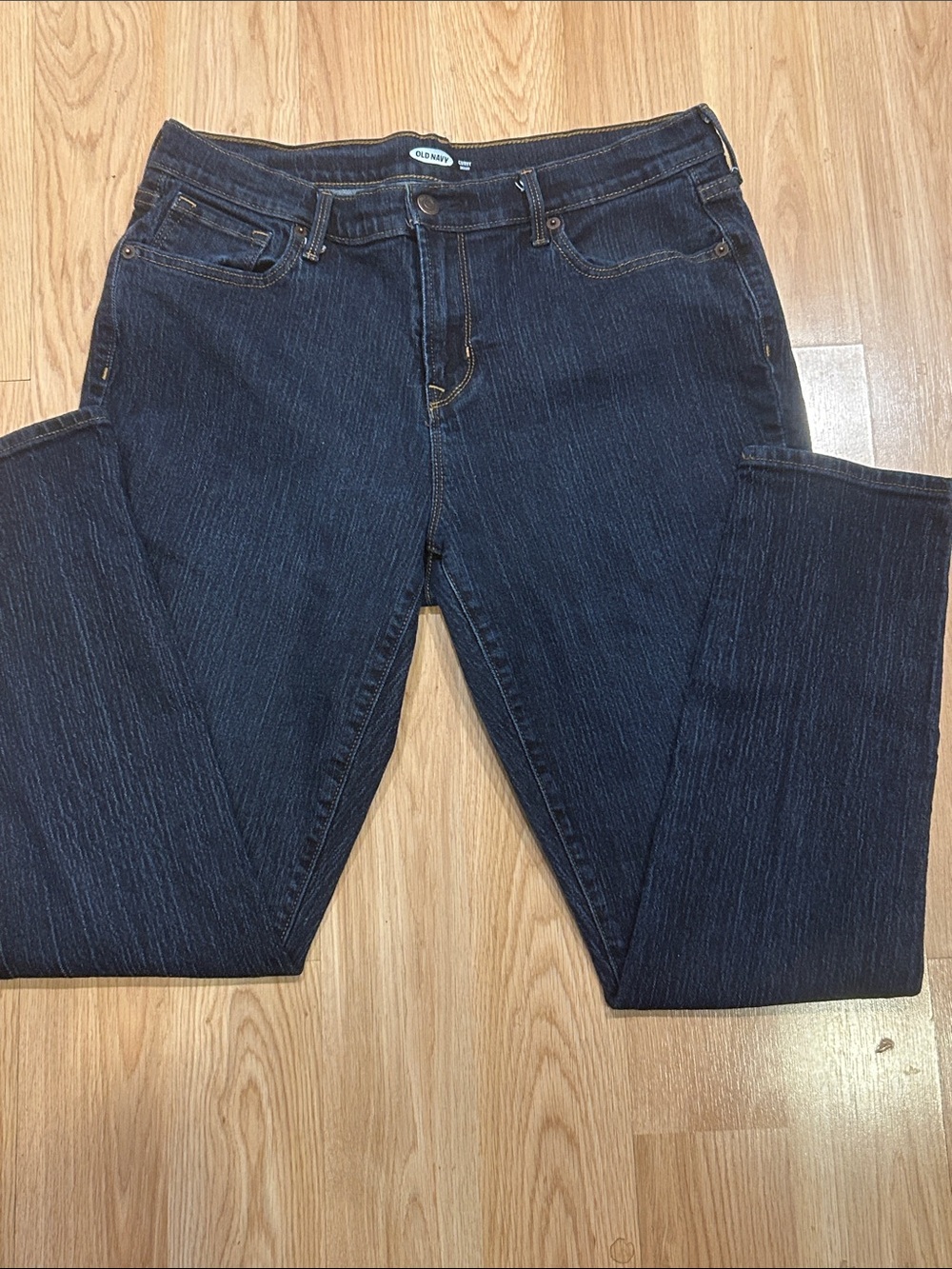 Old Navy Women’s Curvy Skinny Jeans in Dark Indigo Size 12